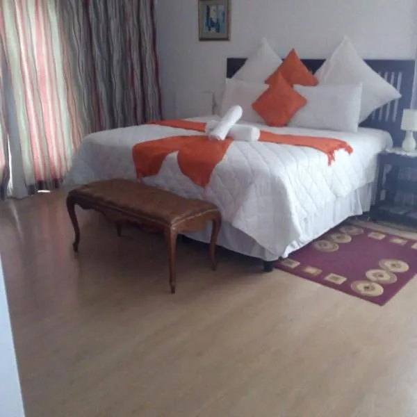 Ezamampondo Guest House, hotel i King Williamʼs Town