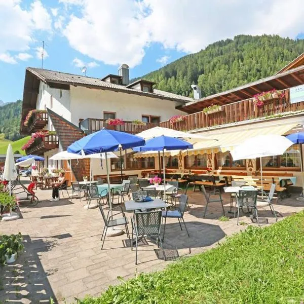 Gasthof Albergo Neuwirt, hotell sihtkohas Val di Vizze