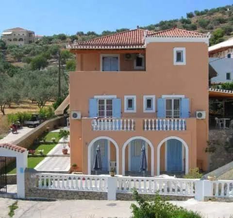 Captain's Studios, hotel en Spetses