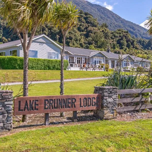 Lake Brunner Eco Lodge, hotel v destinaci Moana