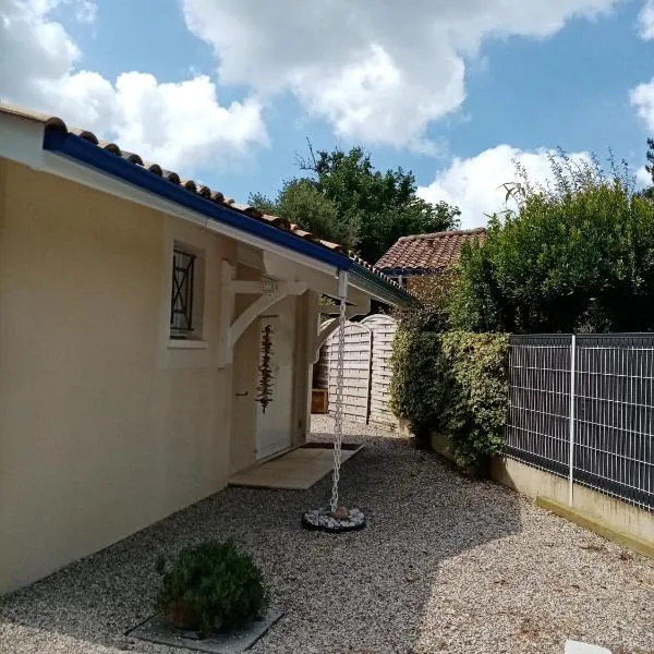 La girolle, hotel v destinaci Hourtin