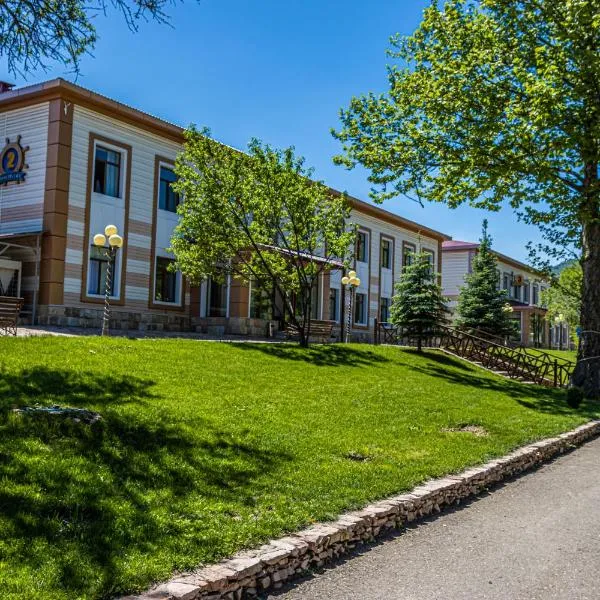 Лайнер Горный Курортный Комплекс Layner в Чимгане, hotel in Karakkulʼtugay