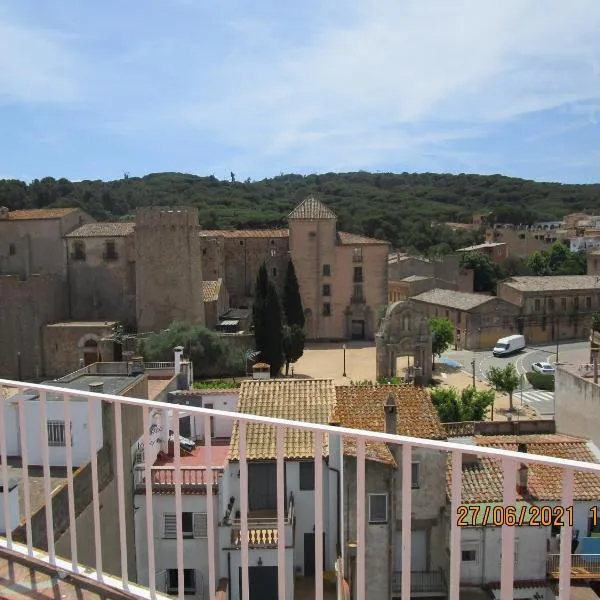 산트 펠리우 데 긱솔스에 위치한 호텔 호텔 헤소리아 포르타 페라다