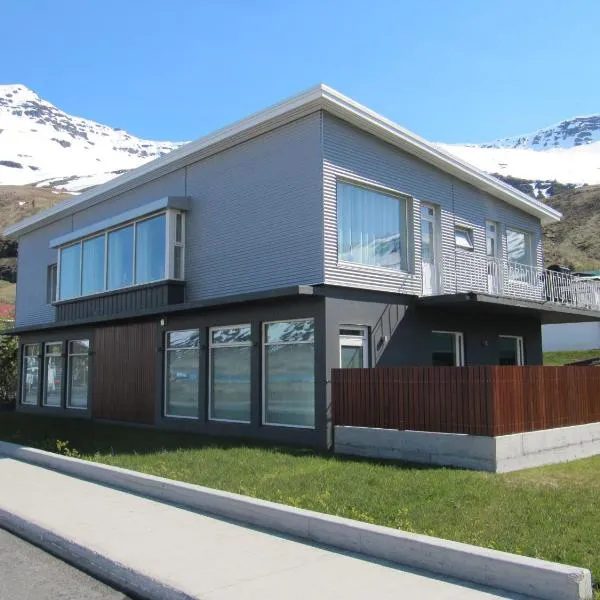 Seydisfjördur Apartment โรงแรมในเซย์ริสเฟียรือร์