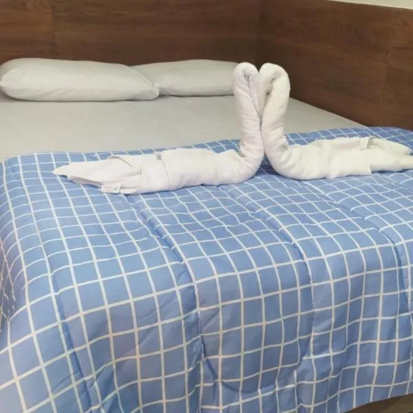 Pousada Quarto família ar, frigobar,wi fi, hotel di Aparecida
