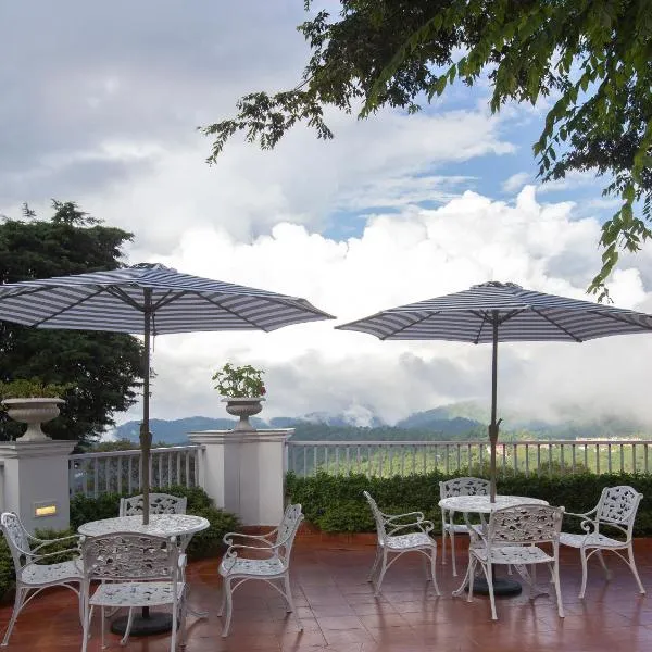Daleside Manor, Boutique Hotel, Kasauli, hotel v destinaci Kasauli