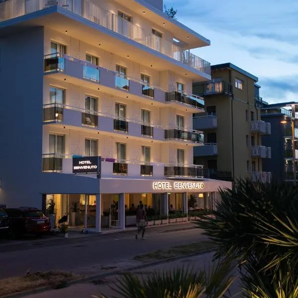 Hotel Benvenuto, khách sạn ở Porto Falconera