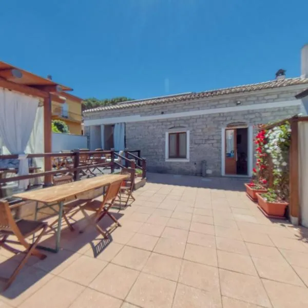 S. Lucia, hotel in Arzachena