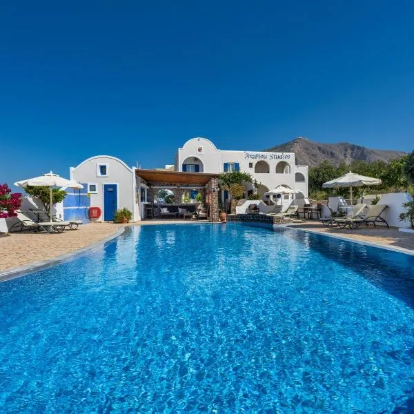 Arapiou Apartments, hotel in Perivolos