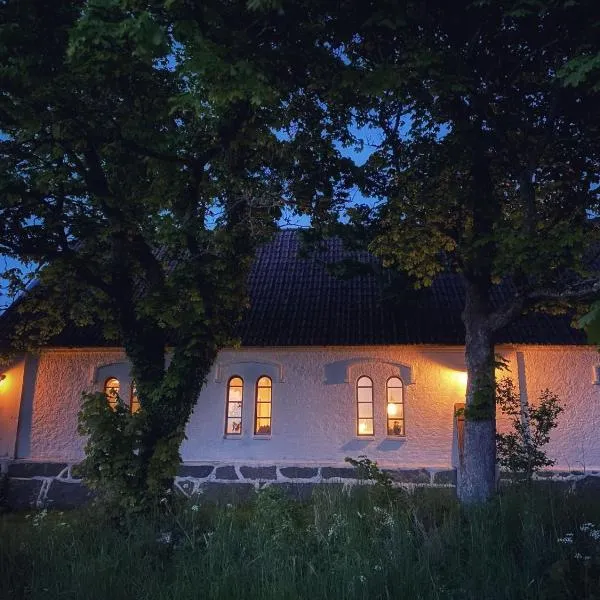 Gladeholm - Kivik - artist studio, hotel v destinaci Kivik