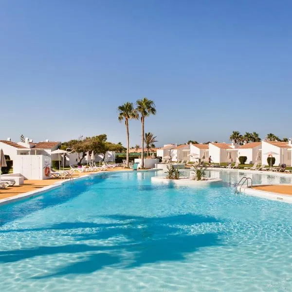 Sagitario Menorca Mar Adults only، فندق في كالا إن بوش