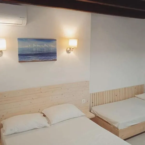 Occasus Room Comfort, hotel in Halki