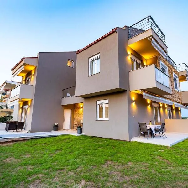 Kiosse Maisons by TravelPro Services Nea Flogita Halkidiki, hotel en Flogita
