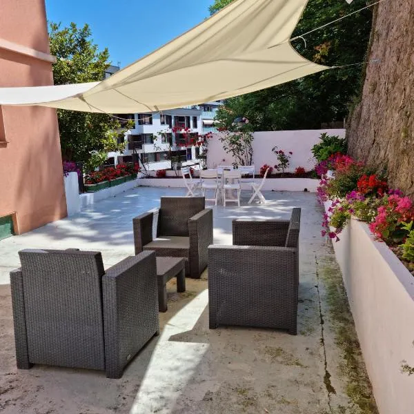Easo Terrace Apartment free private parking and air conditioning, hotel em San Sebastián