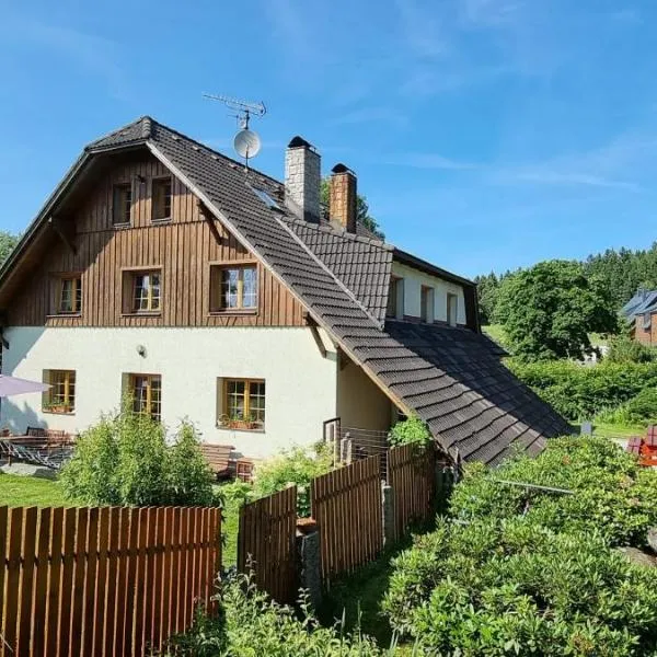 Penzion Sehnoutkovi, hotel in Bedřichov