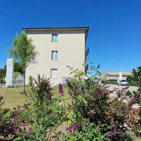 Eco Rooms & Apartments, hotel v destinaci Castelletto di Branduzzo