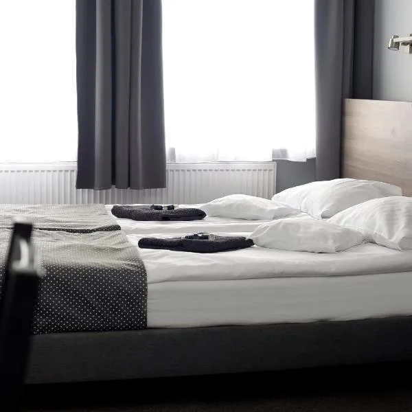Hostel Helios, hotel in Września