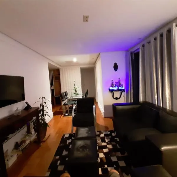 Quartos Vila Augusta/Guarulhos, hotell sihtkohas Guarulhos