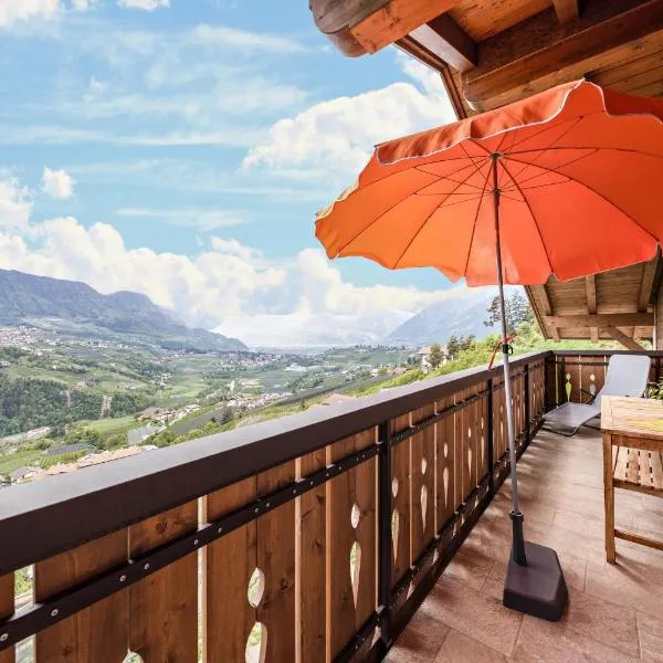 Panoramawohnung Annaheim, hotel in Rifiano