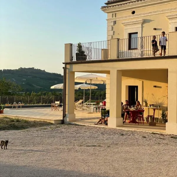 Baldovino b&b, hotel in Villamagna