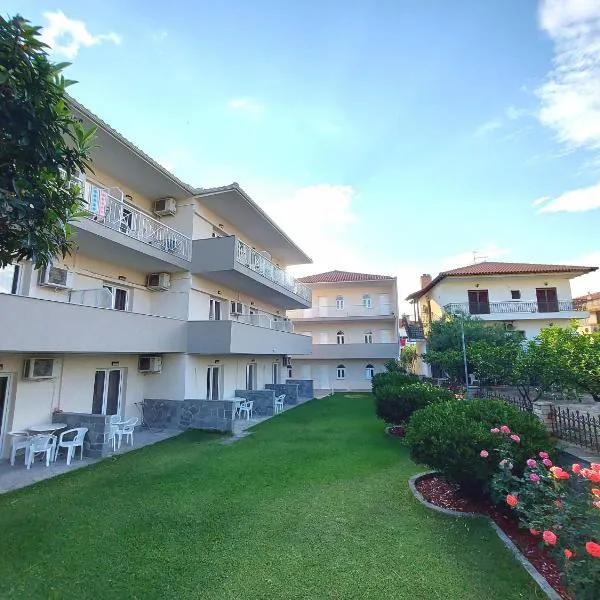 Polychrono GREEN GARDENS, hotel in Polykhrono