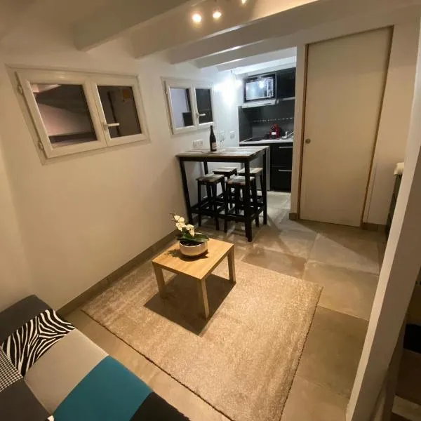 studio au calme pres des plages, hôtel à Six-Fours-les-Plages