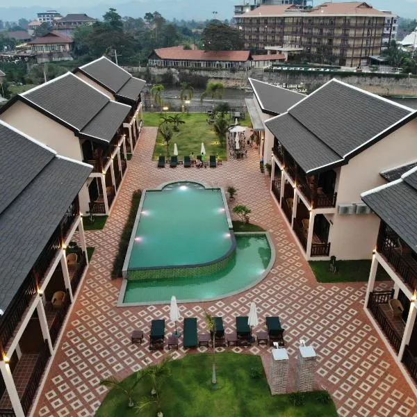 Saksiri Riverside Boutique Hotel, Hotel in Vang Vieng