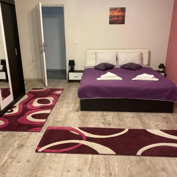 Guest House Zoreni, hotel u gradu Mociu