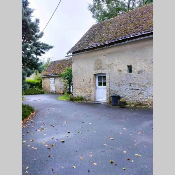 Studio "Rêves de gamins" proche du pôle Européen et circuit des 24h, Champagné, hotel en Champagné