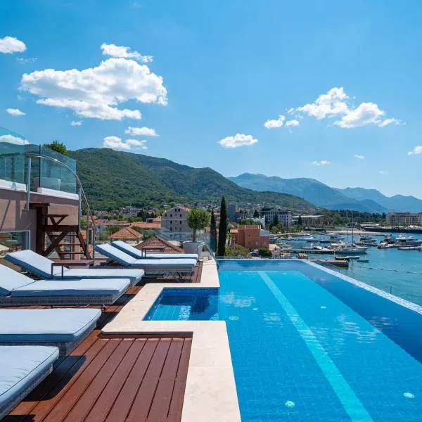 Elysium Tivat, hotell i Tivat