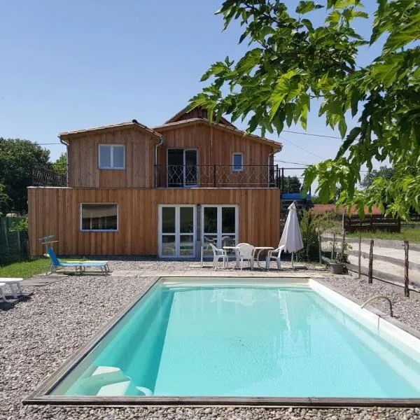 Périgord Curiosités, hotel v destinaci Coux-et-Bigaroque