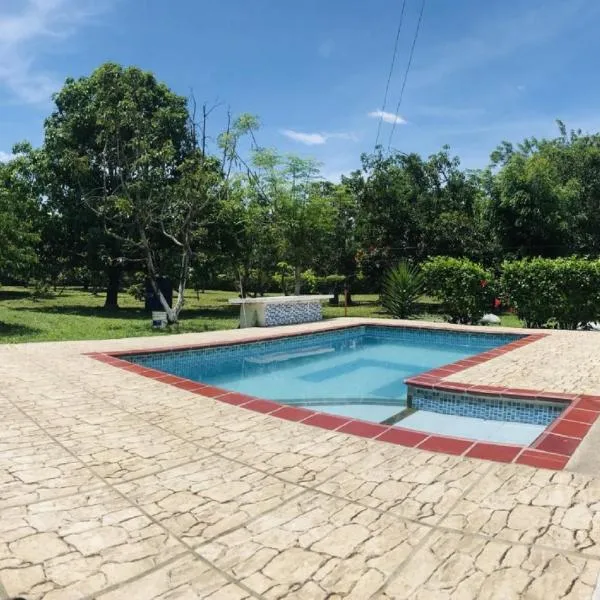 La Luna by JR, hotell i Mariquita