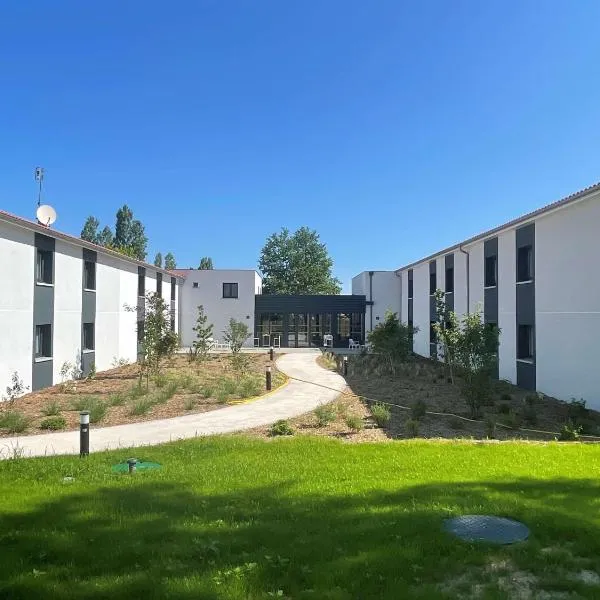 Sure Hotel by Best Western Les Portes de Montauban, hotel v destinácii Montauban