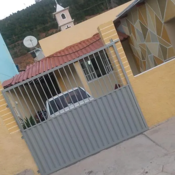 Hospedagem Roze -, hotel v destinaci São José de Pedra Menina