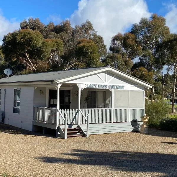 Lazy Days Cottage - Victor Harbor, hotel di Hindmarsh Valley