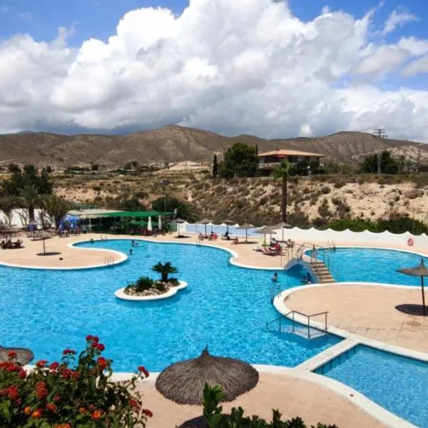 Beautiful Air Conditioned bungalow - Alkabir, hotel en El Campello