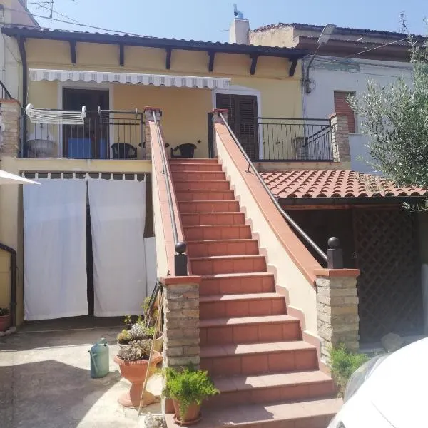 Irma House, отель в городе Tollo