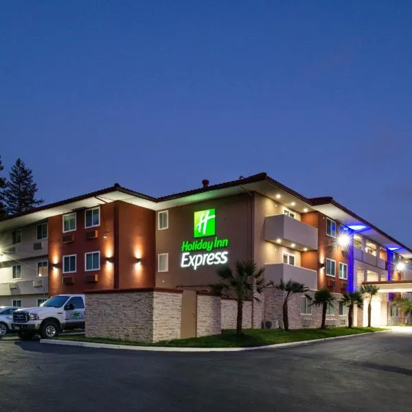 Holiday Inn Express - Santa Rosa North by IHG, hotel v destinaci Santa Rosa