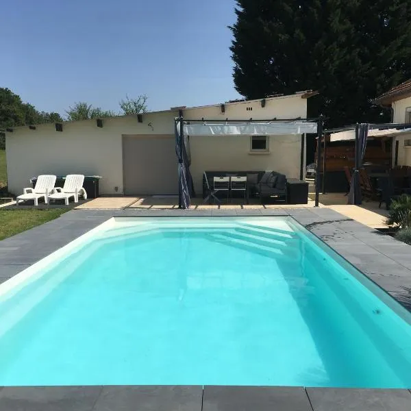 La Dolce Vita, hotel v destinaci Saint-Seine-en-Bâche
