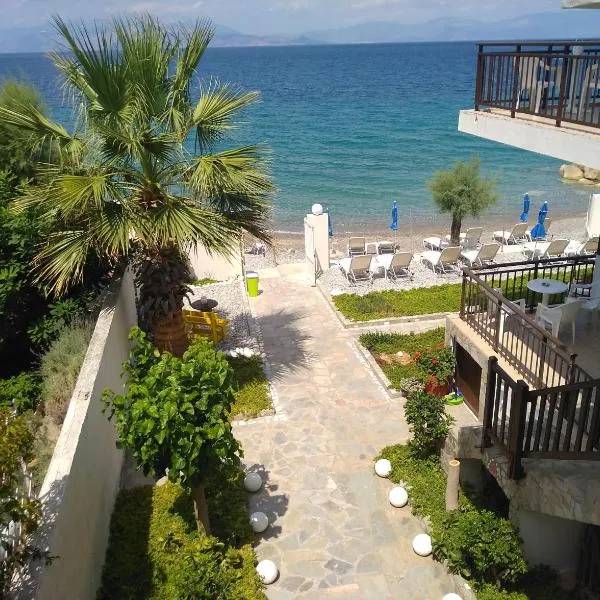 Villa Constantina Apartments, hotel v destinaci Liyiá