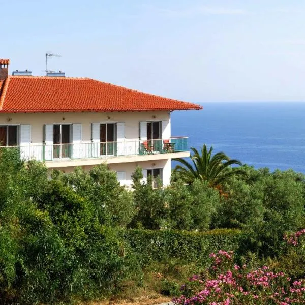 Aris Pension, hotel v destinaci Agia Paraskevi