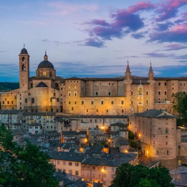 Appartamento tipico in Centro Storico Urbino, hotel v destinaci Urbino