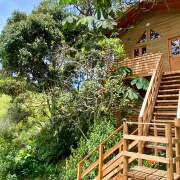 La Casa En El Bosque, hótel í El Retiro