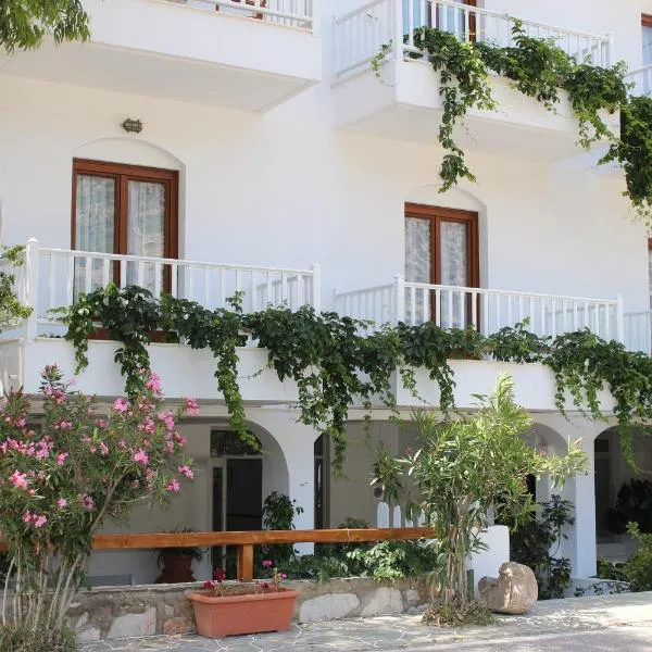 Hotel Kamari, hotel Kamáreszben