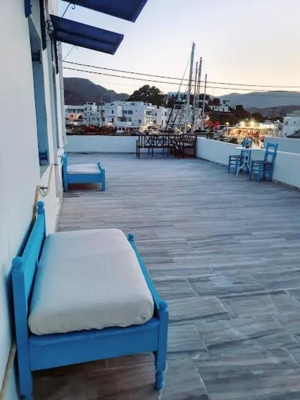 Yacht Front Studio - No 3, hotel v destinácii Ios Chora