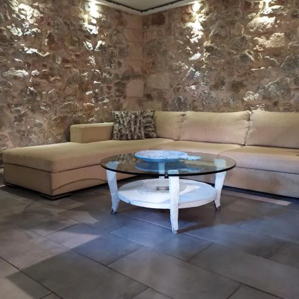 Stone House, hotel in Athens