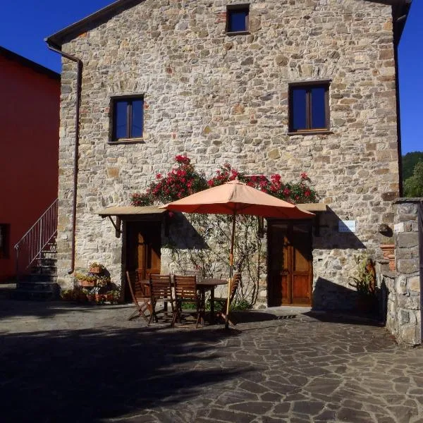 Agriturismo La Villa: Montedivalli Chiesa'da bir otel