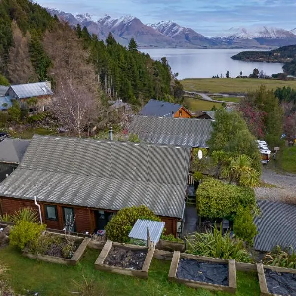 Alpine Hideaway - 2 bedroom, hotel in Closeburn