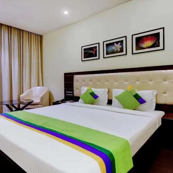 Treebo Trend Primeland Suites, hotel in Kumbalgod