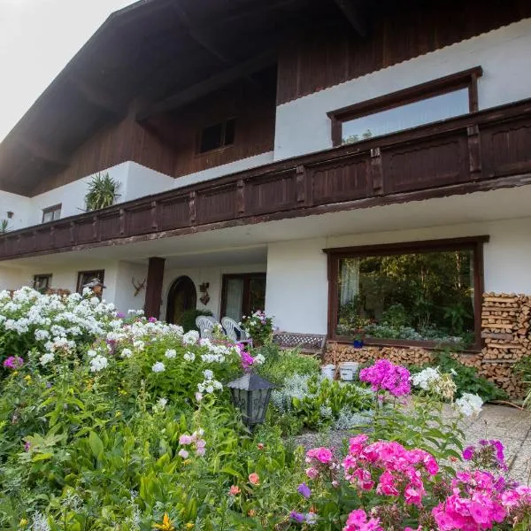 Haus Kogler, hotel v destinaci Inzersdorf im Kremstal